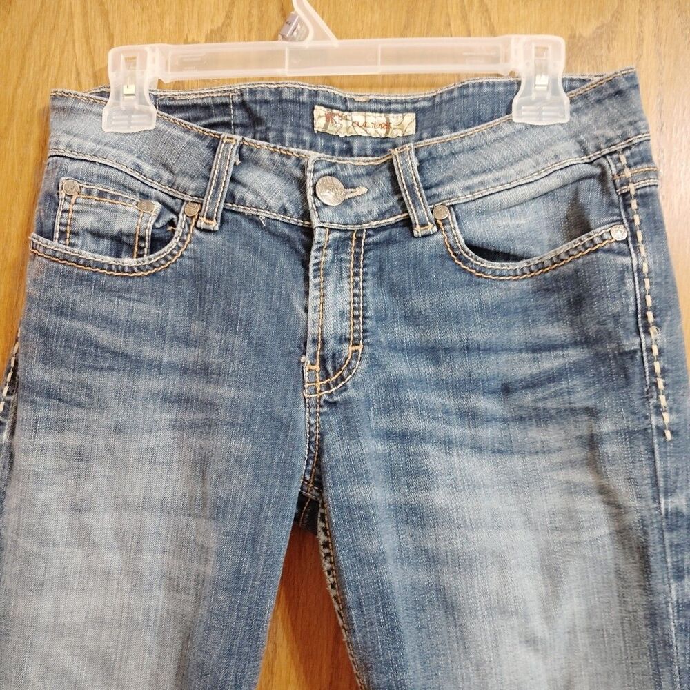BKE Culture Women’s Jeans 29 x 33 1/2 Bootcut Low Rise Stretch Distressed - Picture 2 of 11